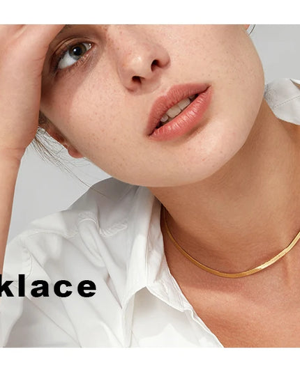 Collier pendentif tarot – Acier inoxydable et zircon – Plaqué or 18 carats – Bijou femme élégant et résistant