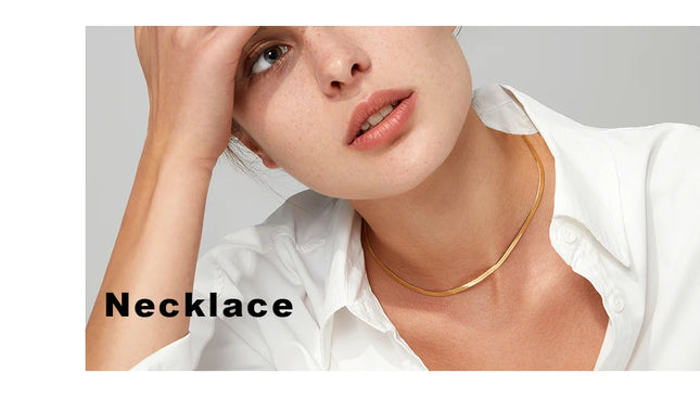 Collier pendentif tarot – Acier inoxydable et zircon – Plaqué or 18 carats – Bijou femme élégant et résistant