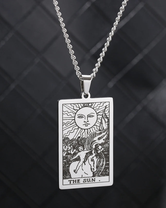 Collier Pendentif Tarot en Acier Inoxydable – Étoile / Soleil / Lune – Style Ethnique Unisexe