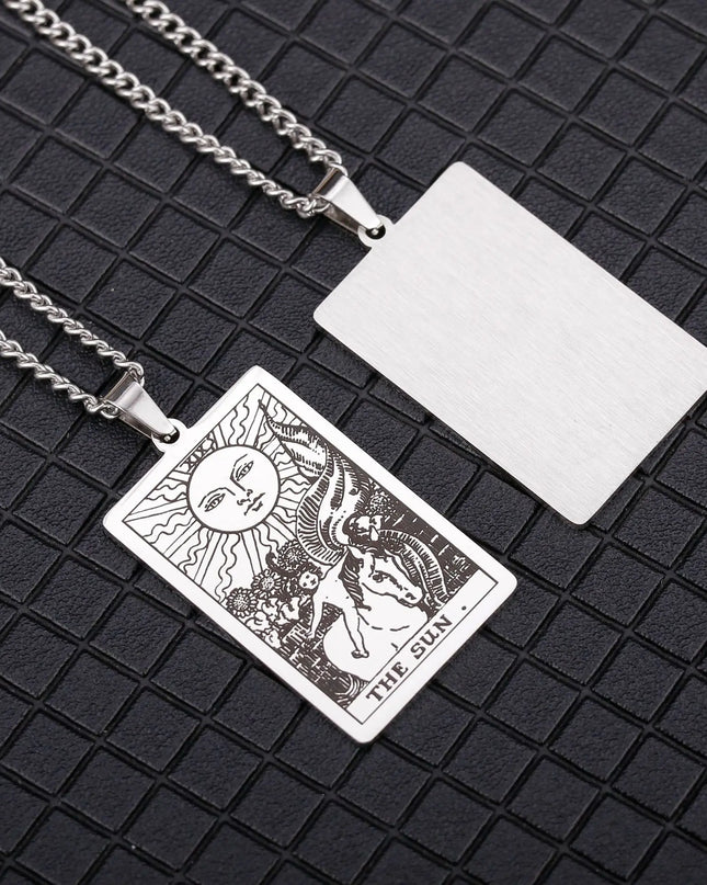Collier Pendentif Tarot en Acier Inoxydable – Étoile / Soleil / Lune – Style Ethnique Unisexe